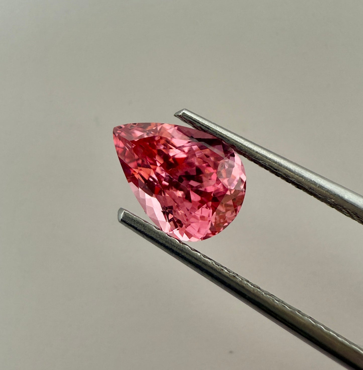 PG-309-61-1 Mahenge Spinel 6.5 x 9.2 MM Pear 1.7cts