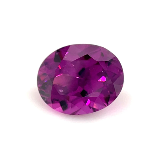 PGPG-310-153-MJXPG-310-153-MJX-310-150-MJX Mozambique Grape Garnet 5.2 x 6.2 MM Cushion 1.06cts