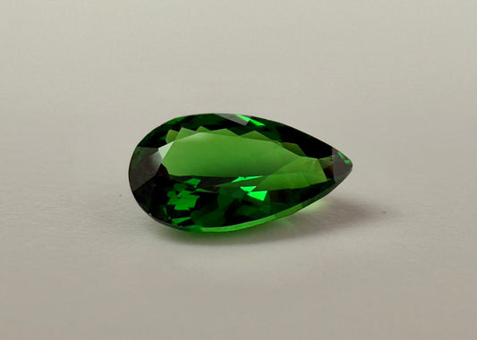 PG-311-21-1 Tsavorite 5.6 x 9.5 MM Pear 1.32cts
