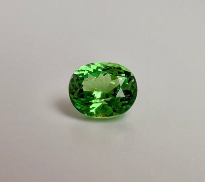 PG-311-68-1 Tsavorite 5.6 x 6.6 MM Oval 1.21cts