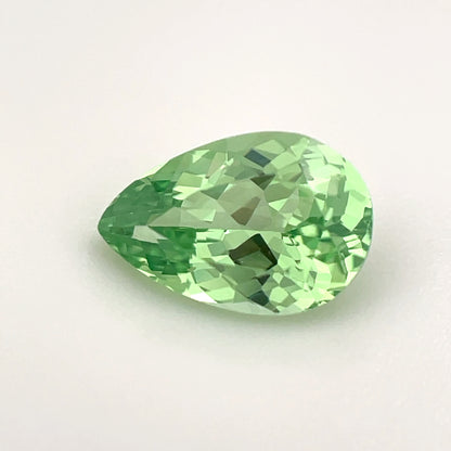 PG-311-72-1 Tsavorite 5.6 x 8.4 MM Pear