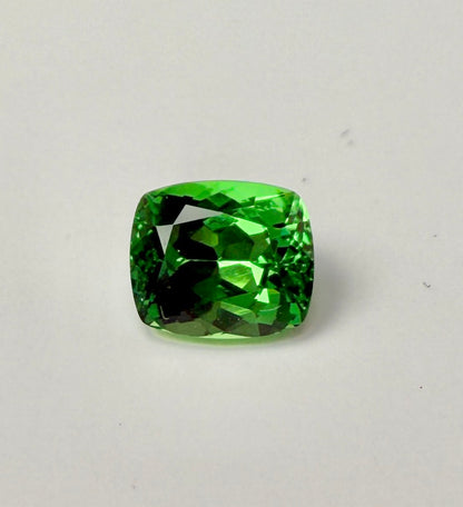 PG-312-96-1 Tsavorite 5.6 x 6.6 MM Cushion 1.34cts