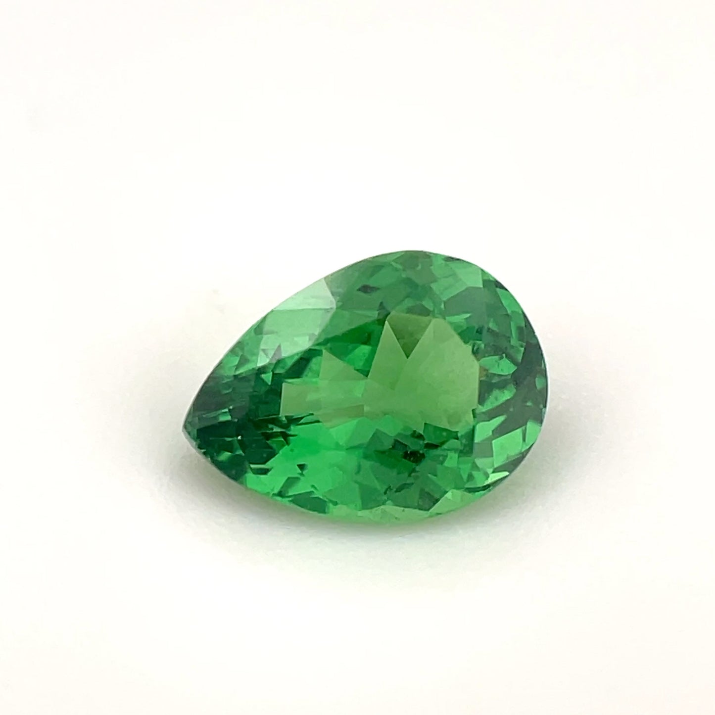 PG-313-3-2 Tsavorite 5.5 x 7.6 MM Pear 1.01cts