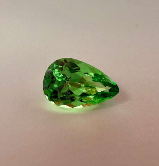 PG-313-30-1 Tsavorite 5.5 x 8.5 MM Pear 1.13cts