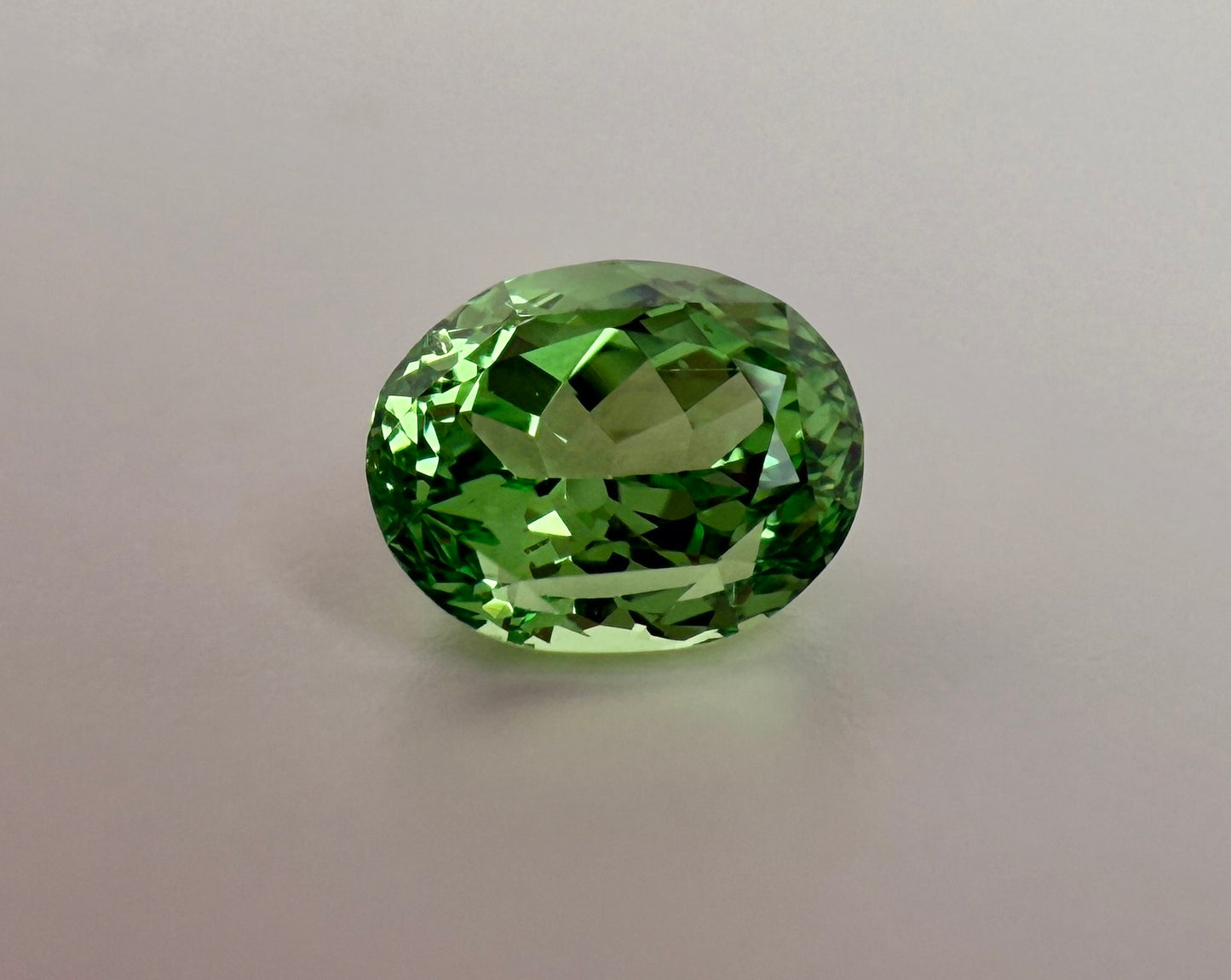 PG-318-2-17 Tsavorite 6.1 x 7.6 MM Oval 2.02cts