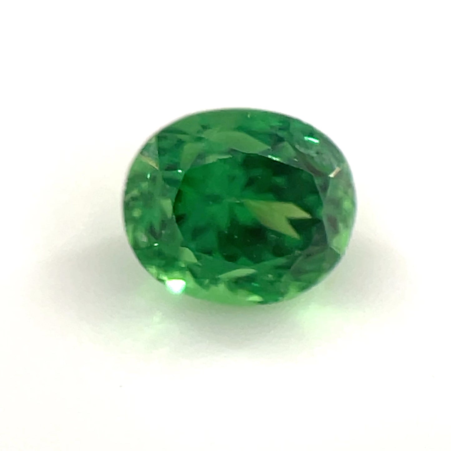 PG-319-1-36 Tsavorite 5.1 x 6.1 MM Oval 1.13cts