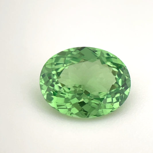 PG-32-8-1 Tsavorite 7.1 x 8.9 MM Oval