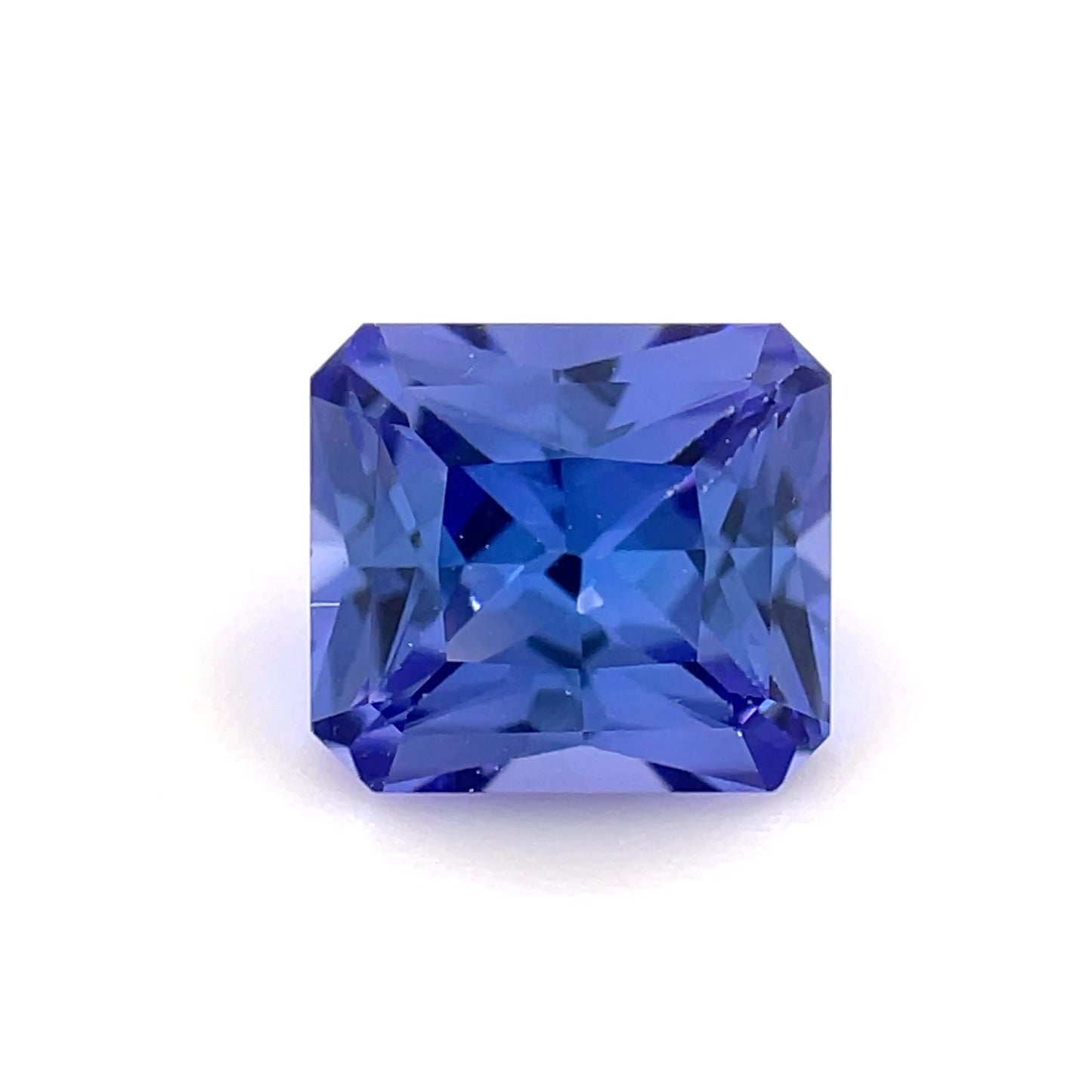 PG-324-6-11 Tanzanite 6.4 x 7 MM Emerald 1.65cts