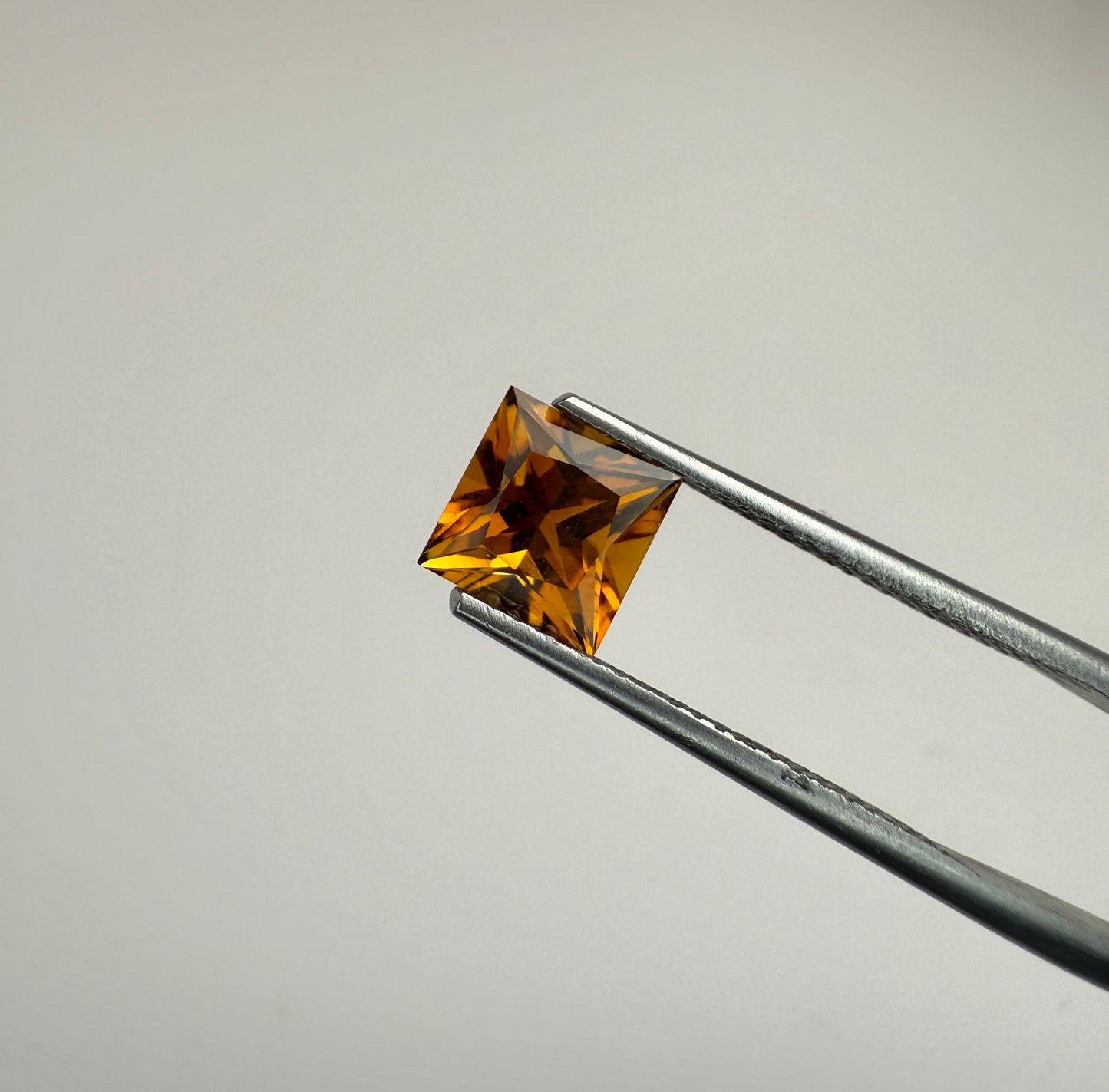 PG-39-31-OS Tourmaline 6.5 MM Square 1.38cts