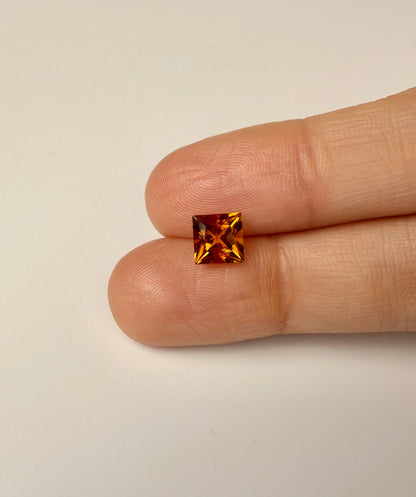 PG-39-31-OS Tourmaline 6.5 MM Square 1.38cts