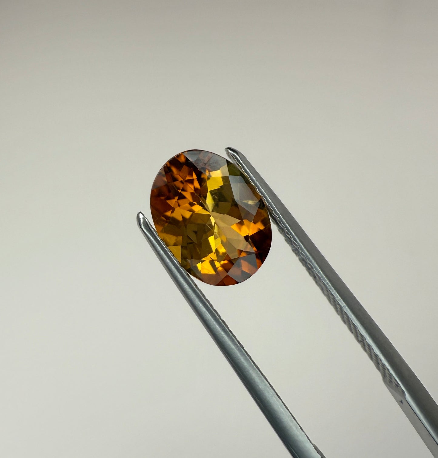 PG-51-24-OJ Tourmaline 7.2 x 9.6 MM Oval 1.72cts