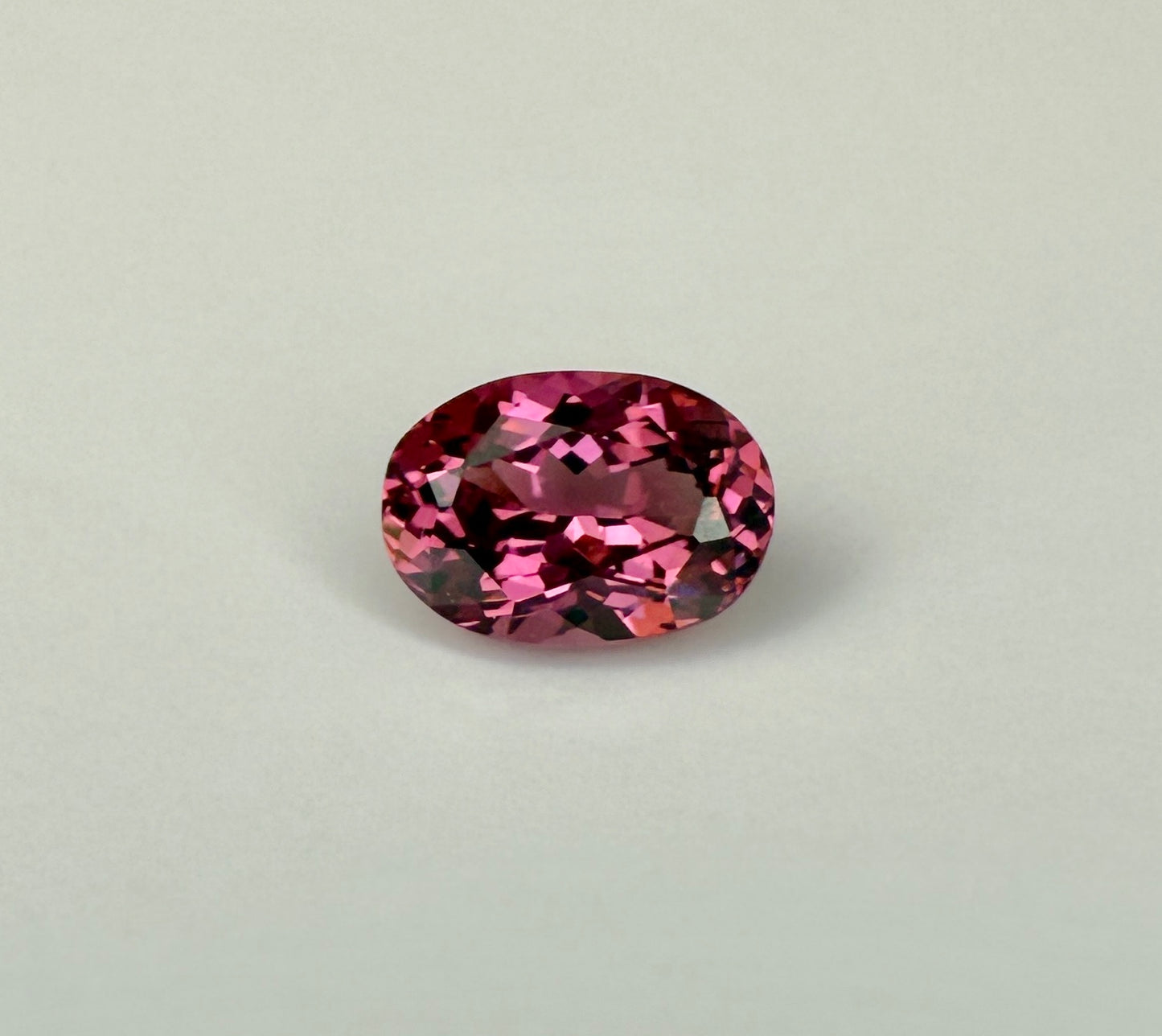 PG-62-51-1 Mahenge Spinel 5.4 x 8.0 MM Oval 1.32cts