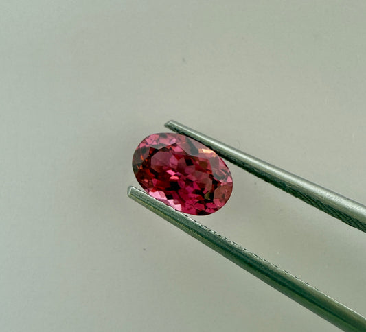 PG-62-51-1 Mahenge Spinel 5.4 x 8.0 MM Oval 1.32cts