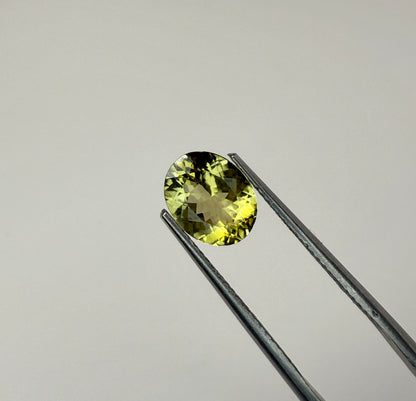 PG-68-15-MW Tourmaline 7.4 x 9.2 MM Oval 2.07cts