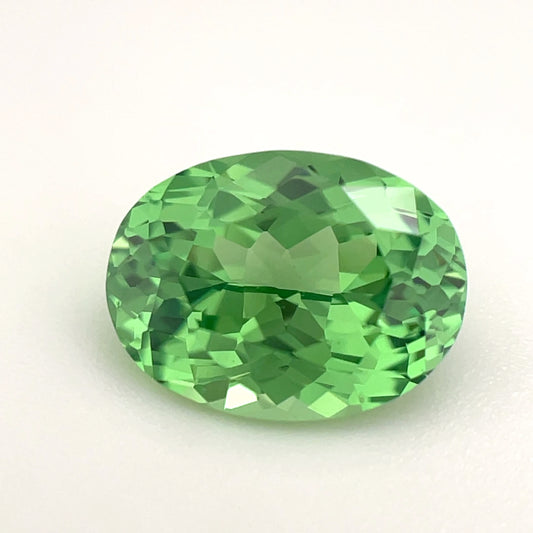 PG-72-18 Tsavorite 7.3 x 9.7 MM Oval