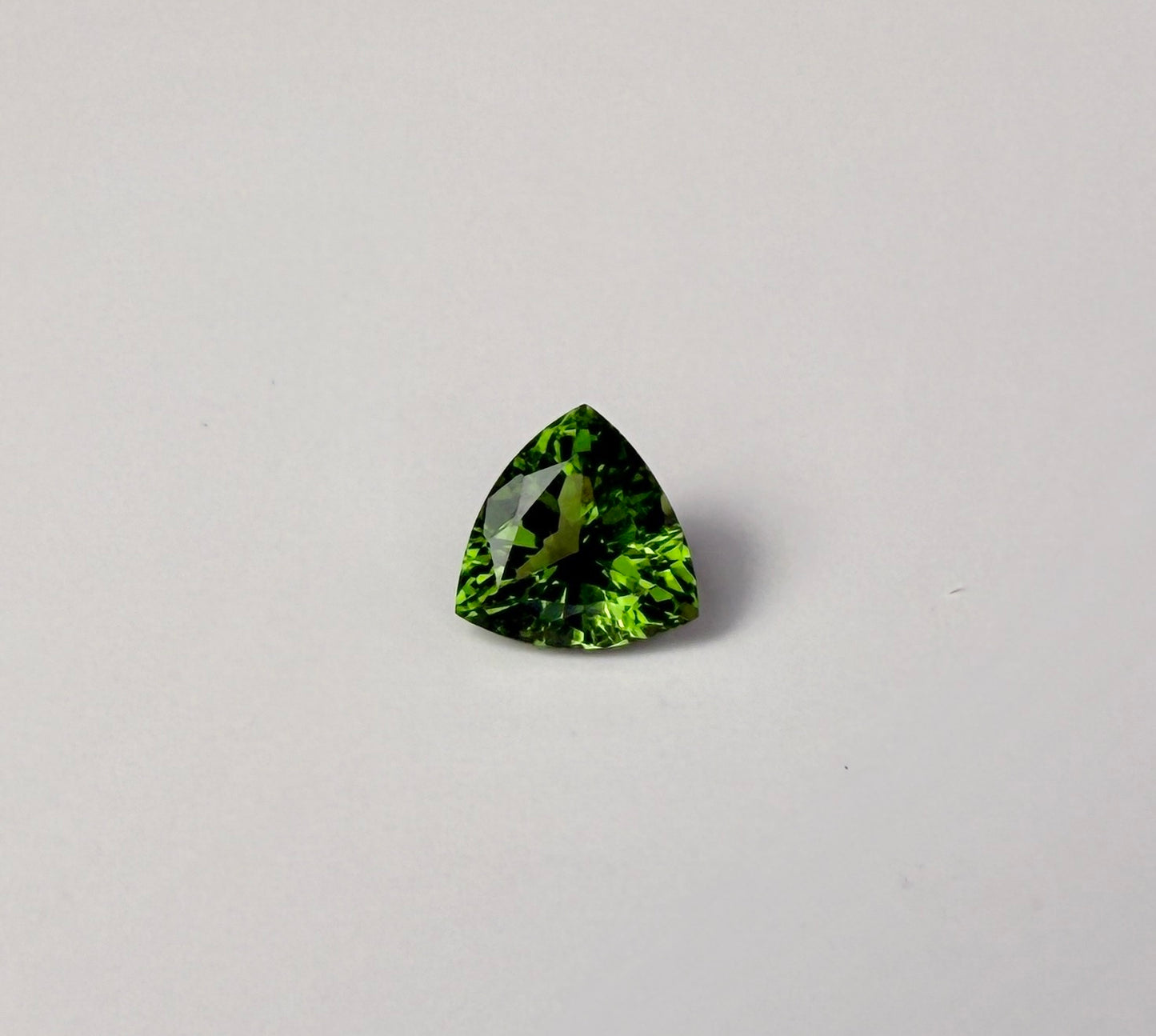 PG-73-10-MW Tourmaline 7.9 MM Trilliant 1.56cts