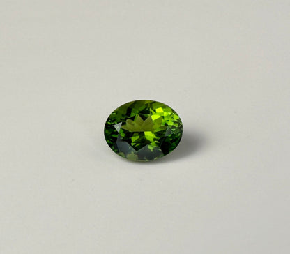 PG-73-28-MW Tourmaline 7.5 x 9.6 MM Oval 2.32cts