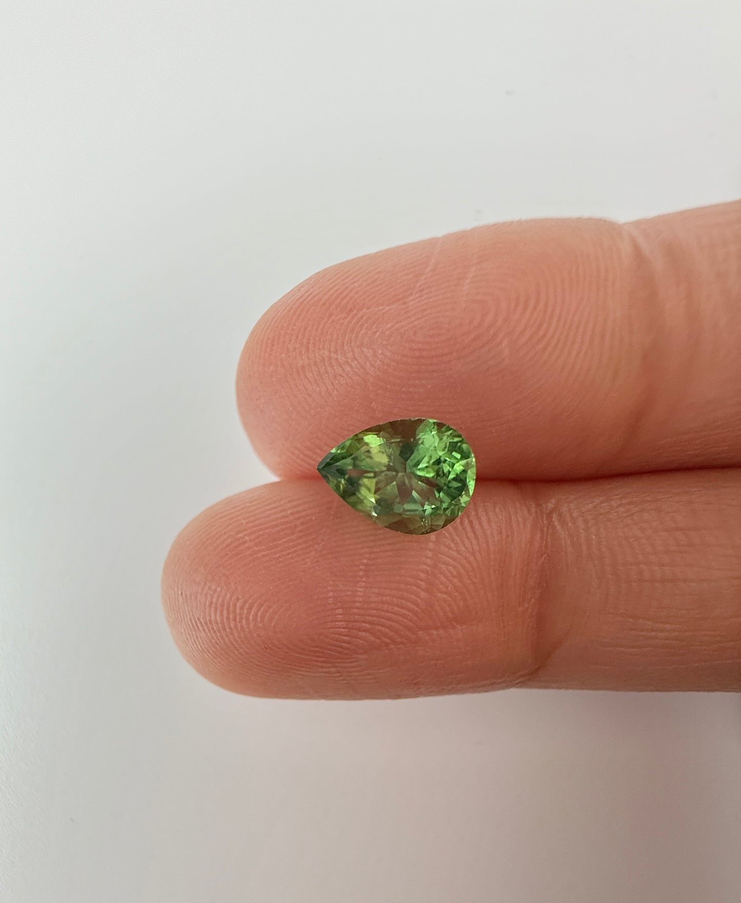 PG-73-6-1 Chrome Tourmaline 6.0 x 8.3 MM Pear 1.29cts
