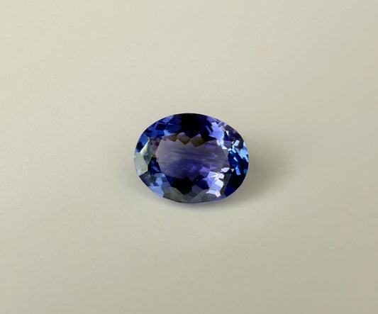 PG-86-55-2 Tanzanite 7.2 x 9.6 MM Oval 2.0cts
