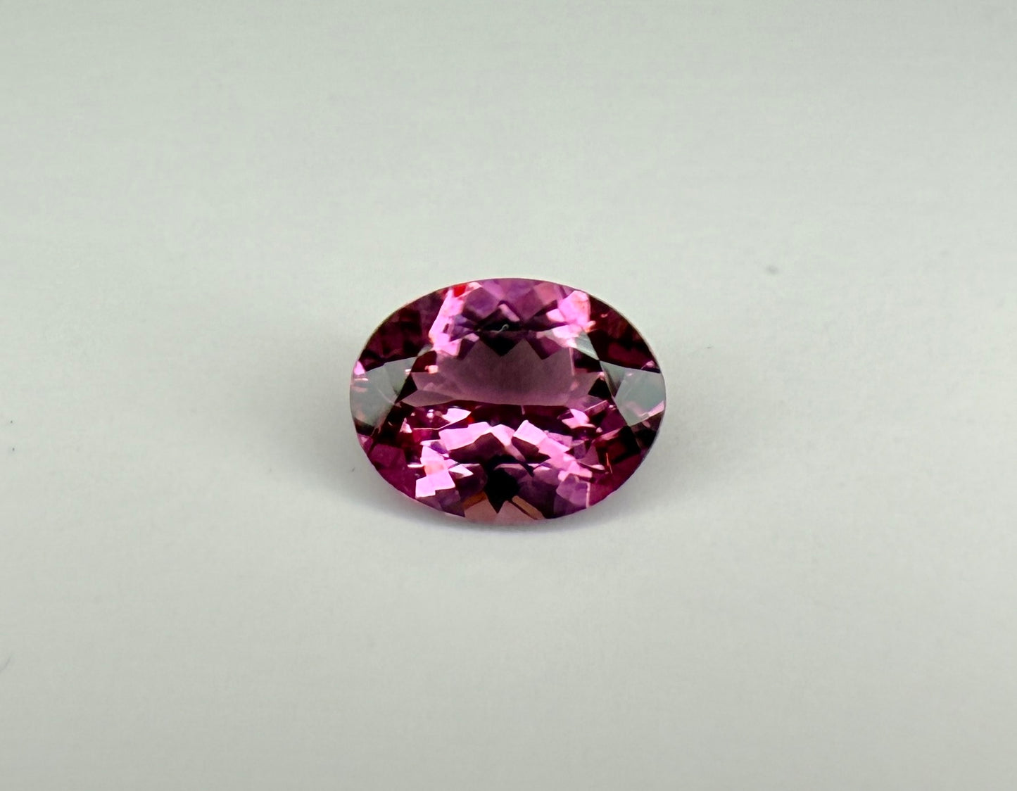 PG-AG-20-20 Mahenge Spinel 5.4 x 7.5 MM Oval 1.07cts