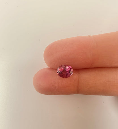 PG-AG-20-30 Mahenge Spinel 6.1 x 7.5 MM Oval 1.18cts