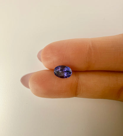 PG-AM7-9-1 Tanzanite 5.5 x 7.8 MM Oval 1.3cts