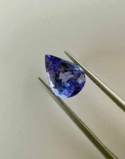 PG-AMT2-29 Tanzanite 7.8 x 10.8 MM Pear 2.6cts