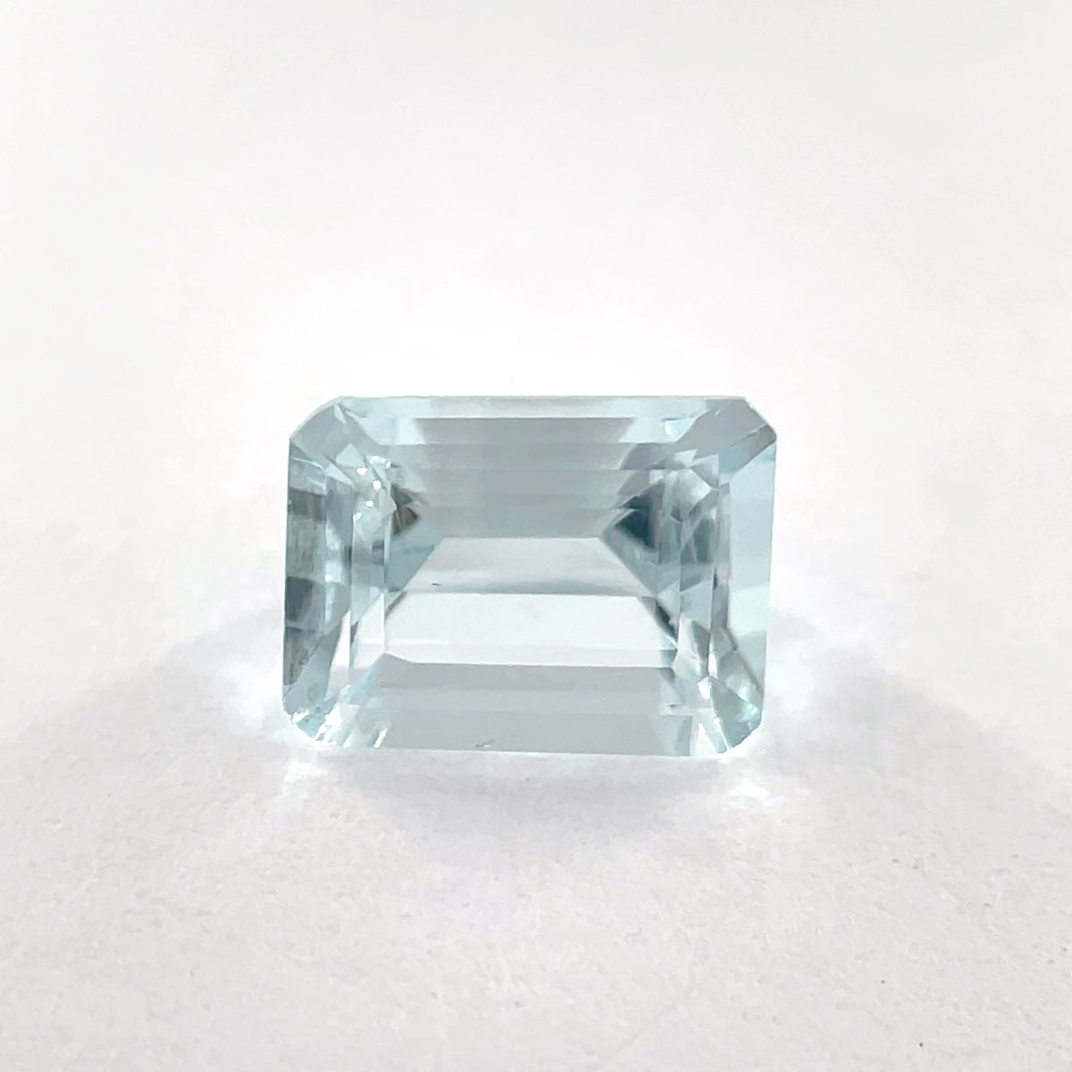 PG-H-29-183-11 Aquamarine 6.0 x 8.0 MM Emerald 1.61cts