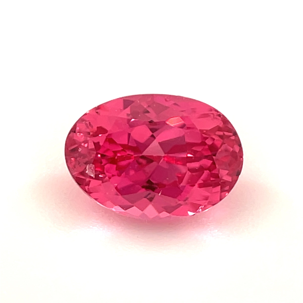 PG-HKAB-2 Mahenge Spinel 4.8 x 6.7 MM Oval 1cts