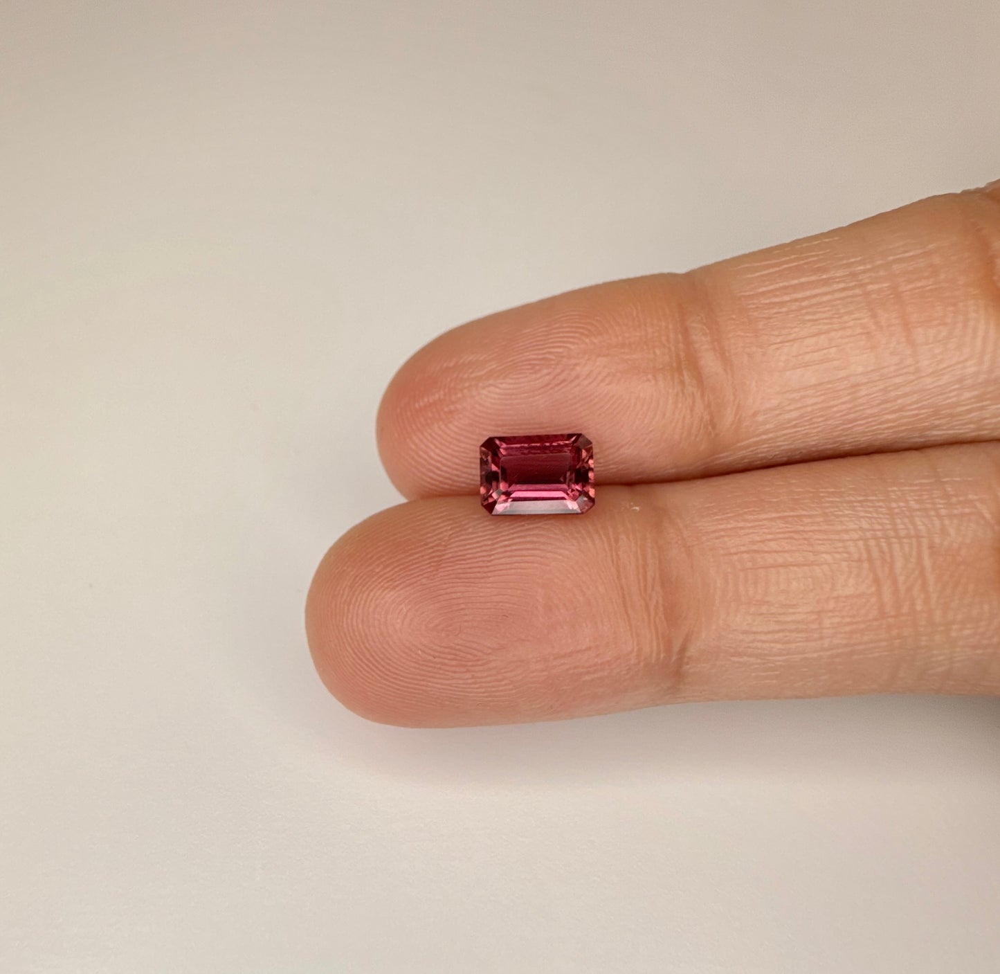 PG-I525-TR-30-EE Tourmaline 5.2 x 7.2 MM Emerald 1.12cts