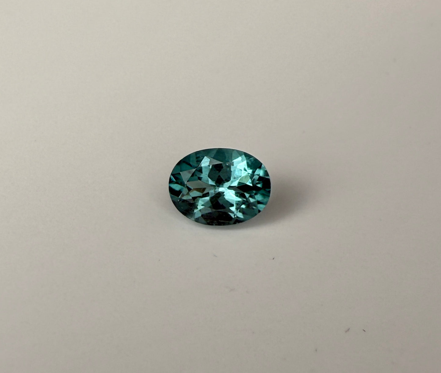 PG-JI1-111-MJ Tourmaline 5.6 x 7.5 MM Oval 1.11cts