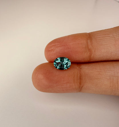 PG-JI1-111-MJ Tourmaline 5.6 x 7.5 MM Oval 1.11cts