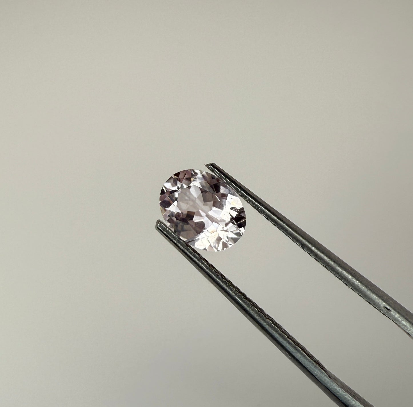 PG-JLN6-N1-12-JO Tourmaline 6 x 8 MM Oval 1.11cts