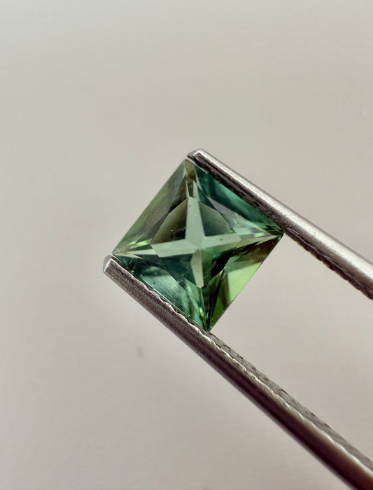 PG-JLP1-27-WOX Tourmaline 6 x 6 MM Square 1.04cts