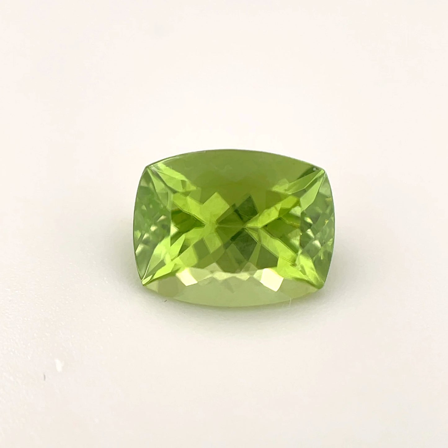 PG-JR-19-MJ Burmese Peridot 7.1 x 9 MM Cushion 2.59cts
