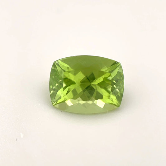 PG-JR-19-MJ Burmese Peridot 7.1 x 9 MM Cushion 2.59cts