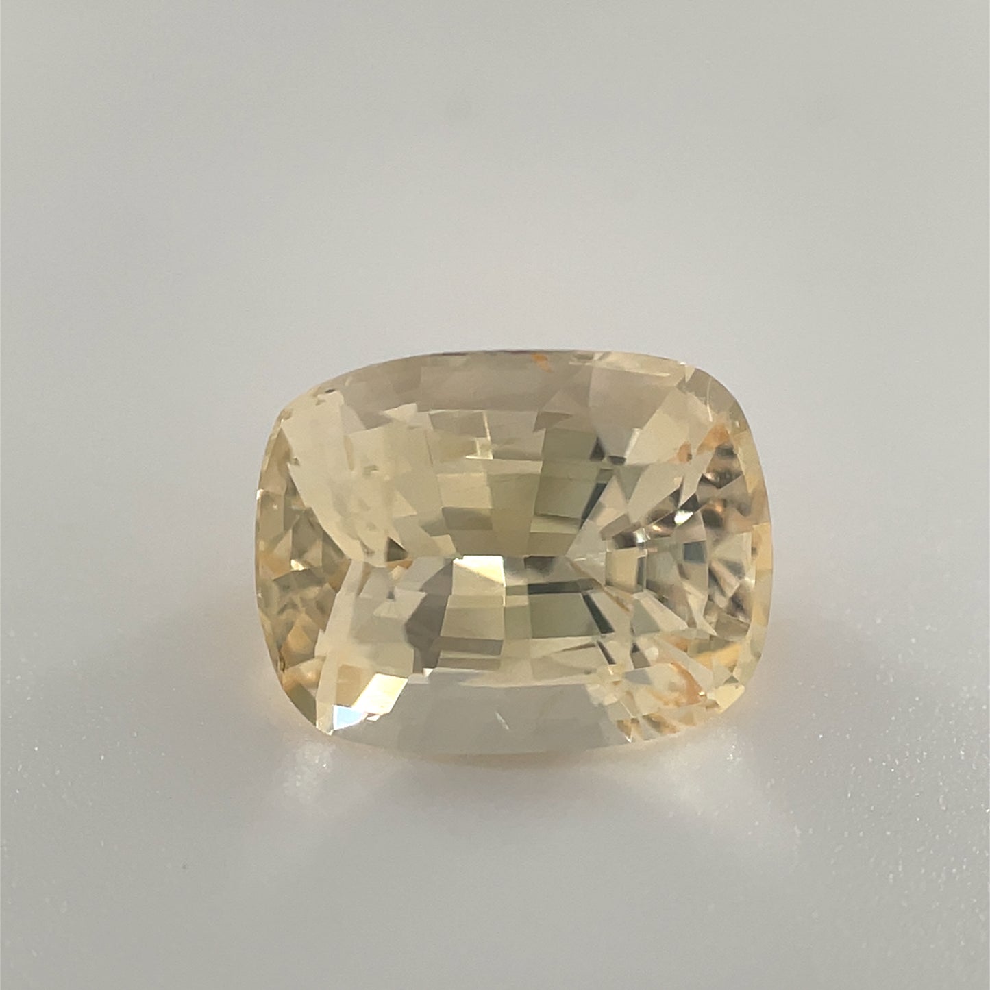PG-KJ4-3-WO Sapphire 7.5 x 9.7 MM Cushion
