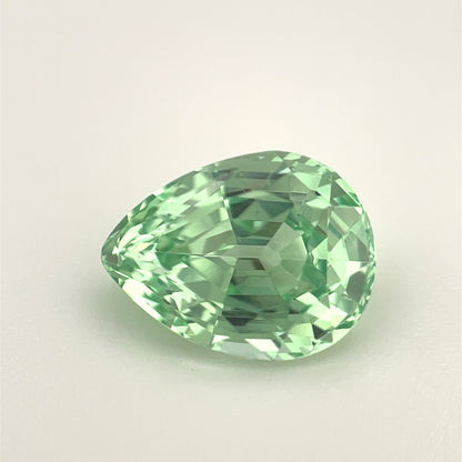 PG-MMGBS-106 Mint Garnet 7 x 9.3 MM Pear