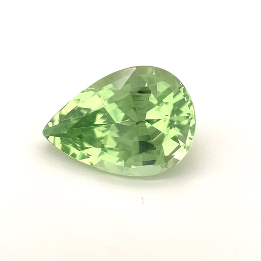 PG-MMGBS-112 Mint Garnet 8 x 11.2 MM Pear
