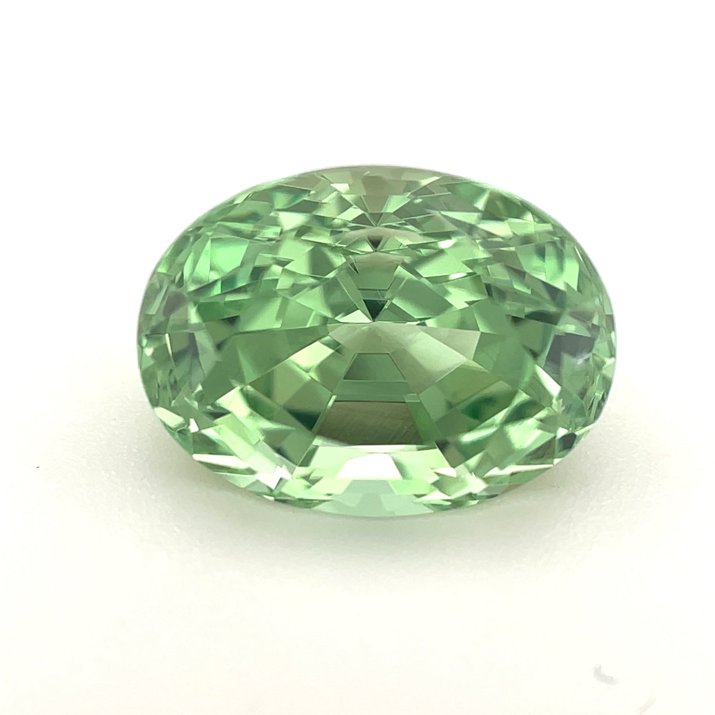 PG-MMGBS-121 Mint Garnet 8.7 x 11.7 MM Oval