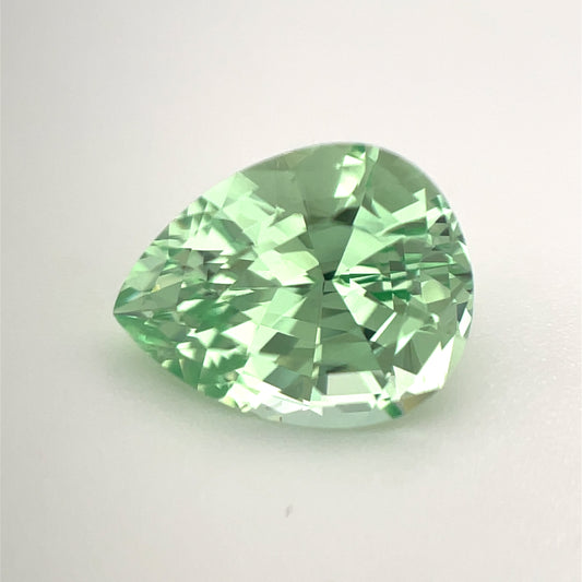 PG-MMGBS-63 Mint Garnet 8.1 x 10.1 MM Pear
