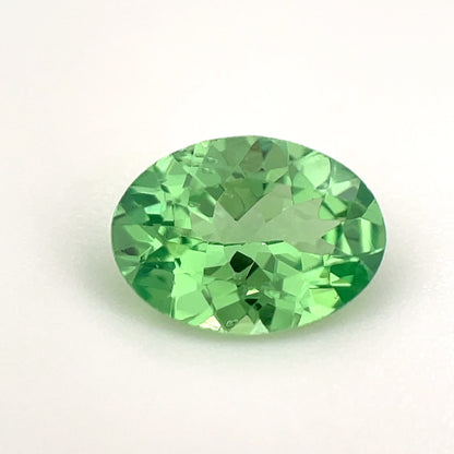 PG-PM1-23 Tsavorite 5.8 x 7.9 MM Oval