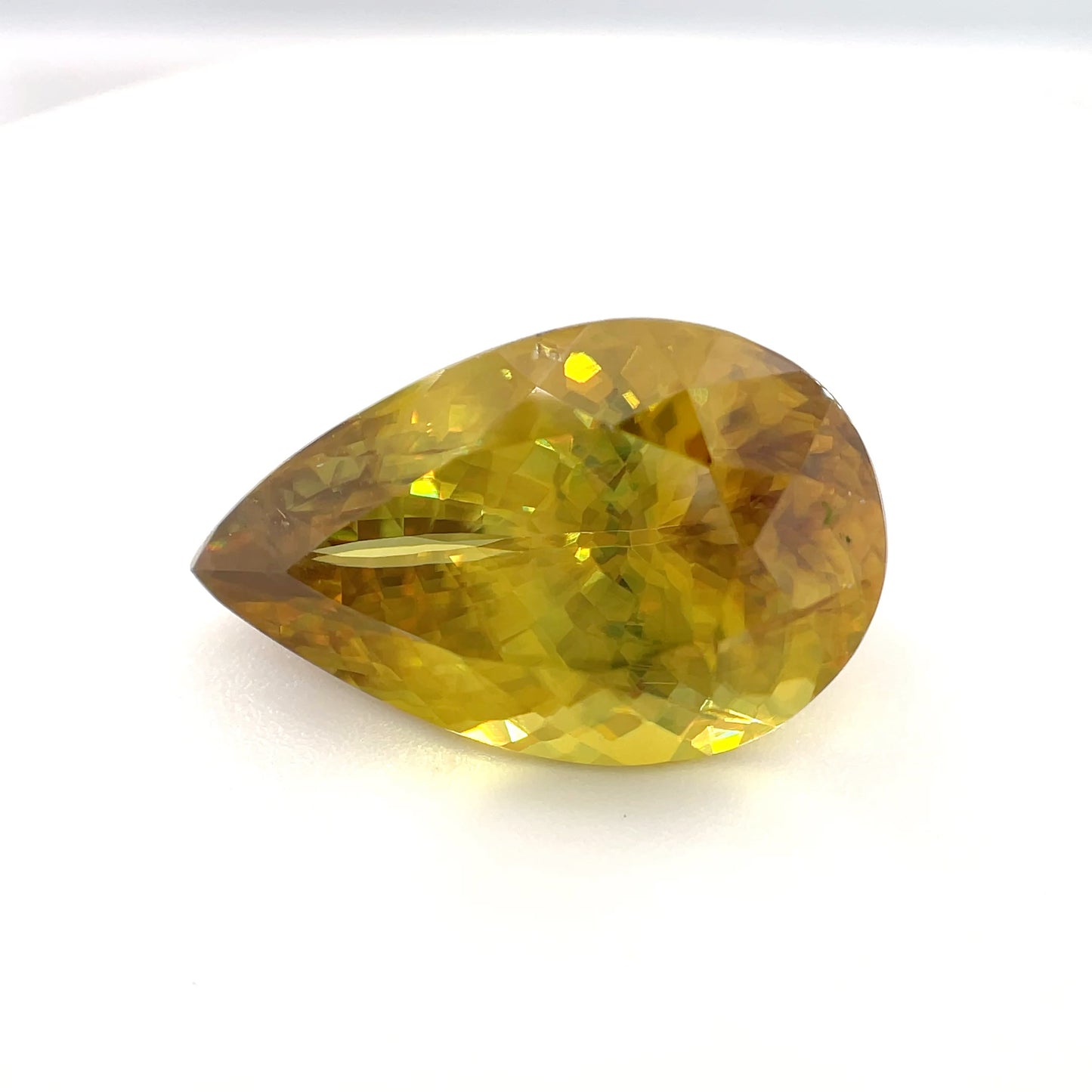 PG-RC1-4-WO Madagascar Sphene 12 x 18.5 MM Pear 11.71cts