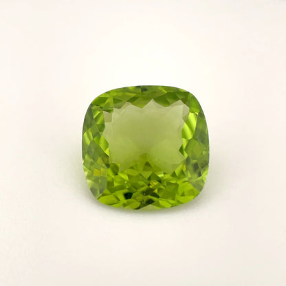 PG-RG-10-VO Burmese Peridot 10.4 x 10.4 MM Cushion 4.52cts