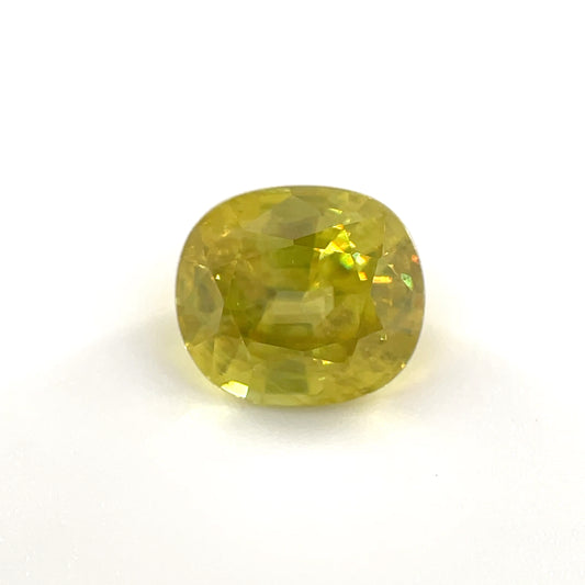 PG-RG2-38 Madagascar Sphene 6.9 x 7.8 MM Oval 2.08cts