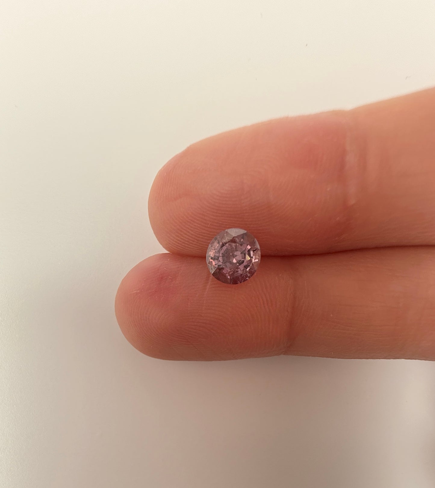 PG-RG4-30 Spinel 5.9 x 5.9 MM Round 1.11cts