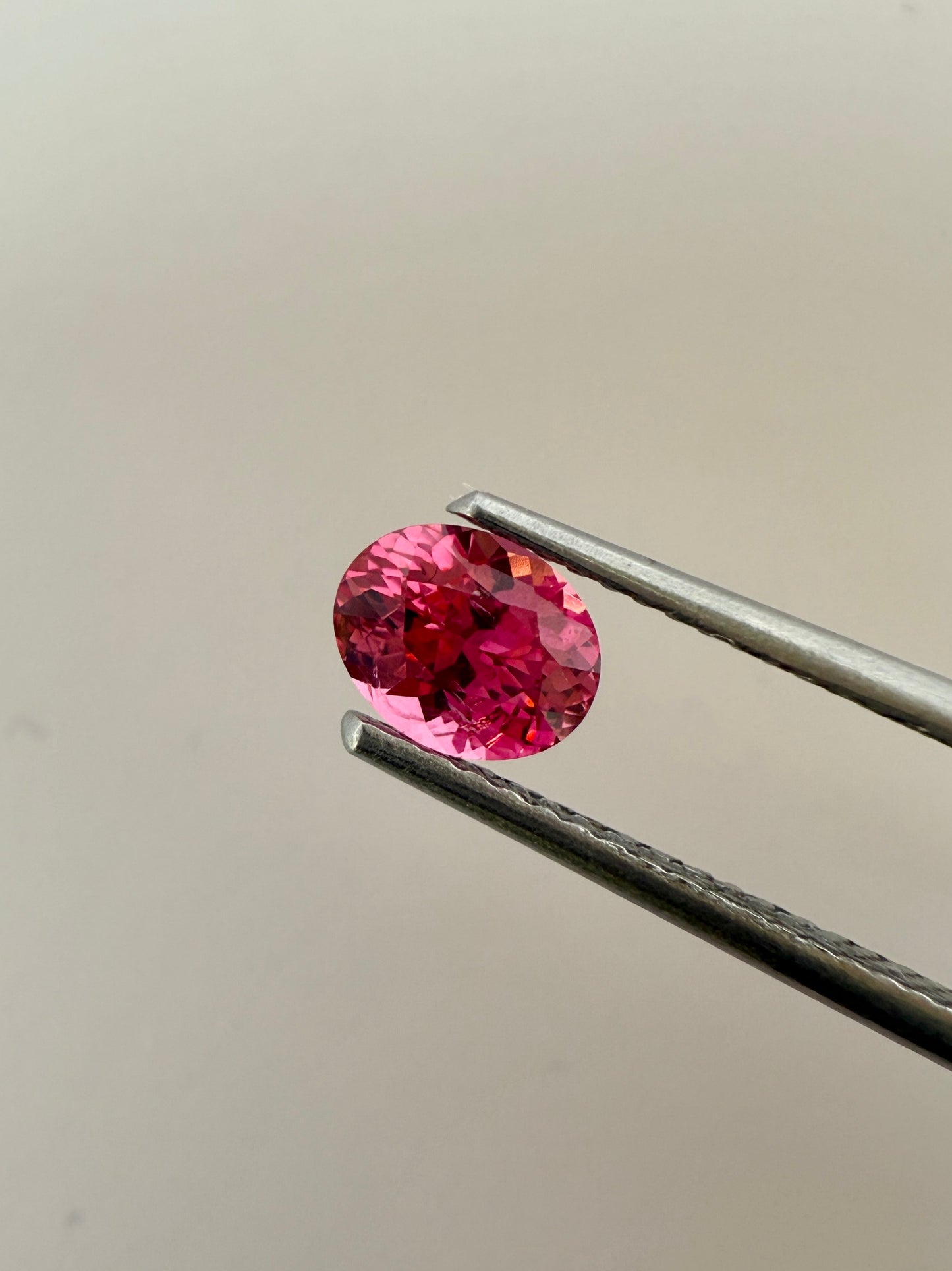 PG-SPBS-42 Mahenge Spinel 4.5 x 5.8 MM Oval 0.61cts