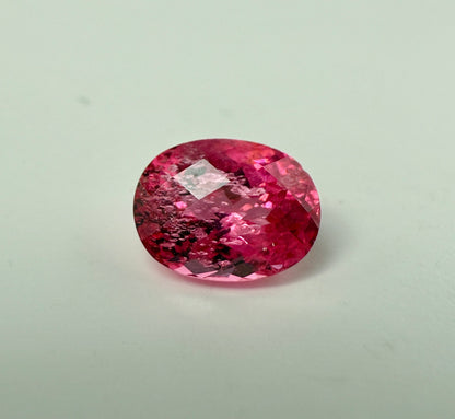 PG-SPBS-84 Mahenge Spinel 6 x 8 MM Oval 1.57cts