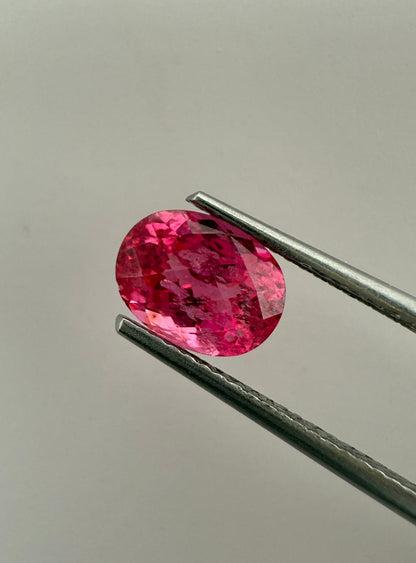 PG-SPBS-84 Mahenge Spinel 6 x 8 MM Oval 1.57cts