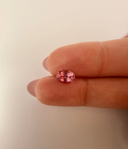 PG-SPBS-94 Mahenge Spinel 5.3 x 7.6 MM Oval 1.1cts